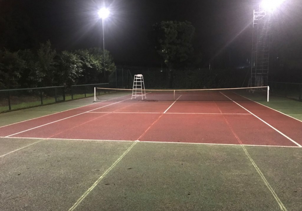 Impianto Illuminazione Campo da Tennis