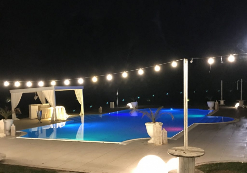 Impianto illuminazione piscina esterna